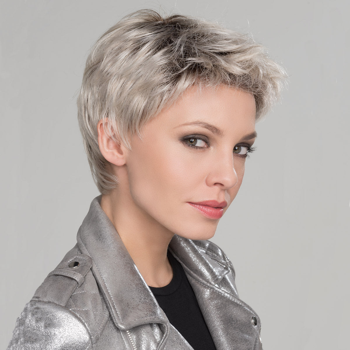 Ellen Will | Perruque de cheveux synthétiques | Risque élevé